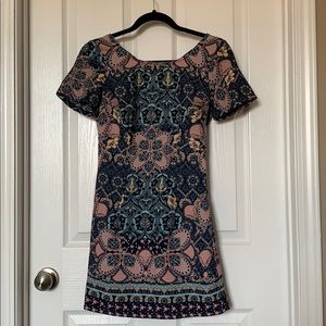 Cap-Sleeve Hollister Summer Dress